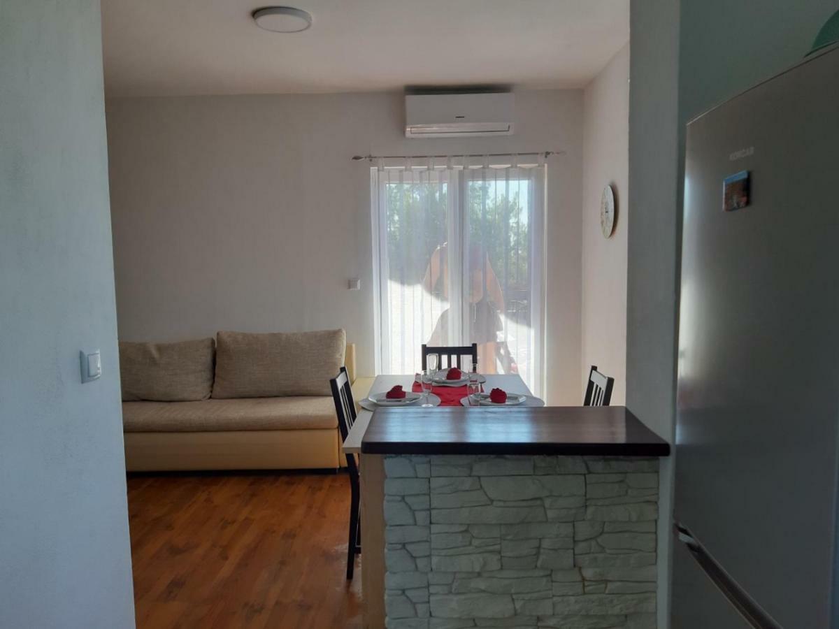 Apartman Igy Vinkuran Exteriör bild