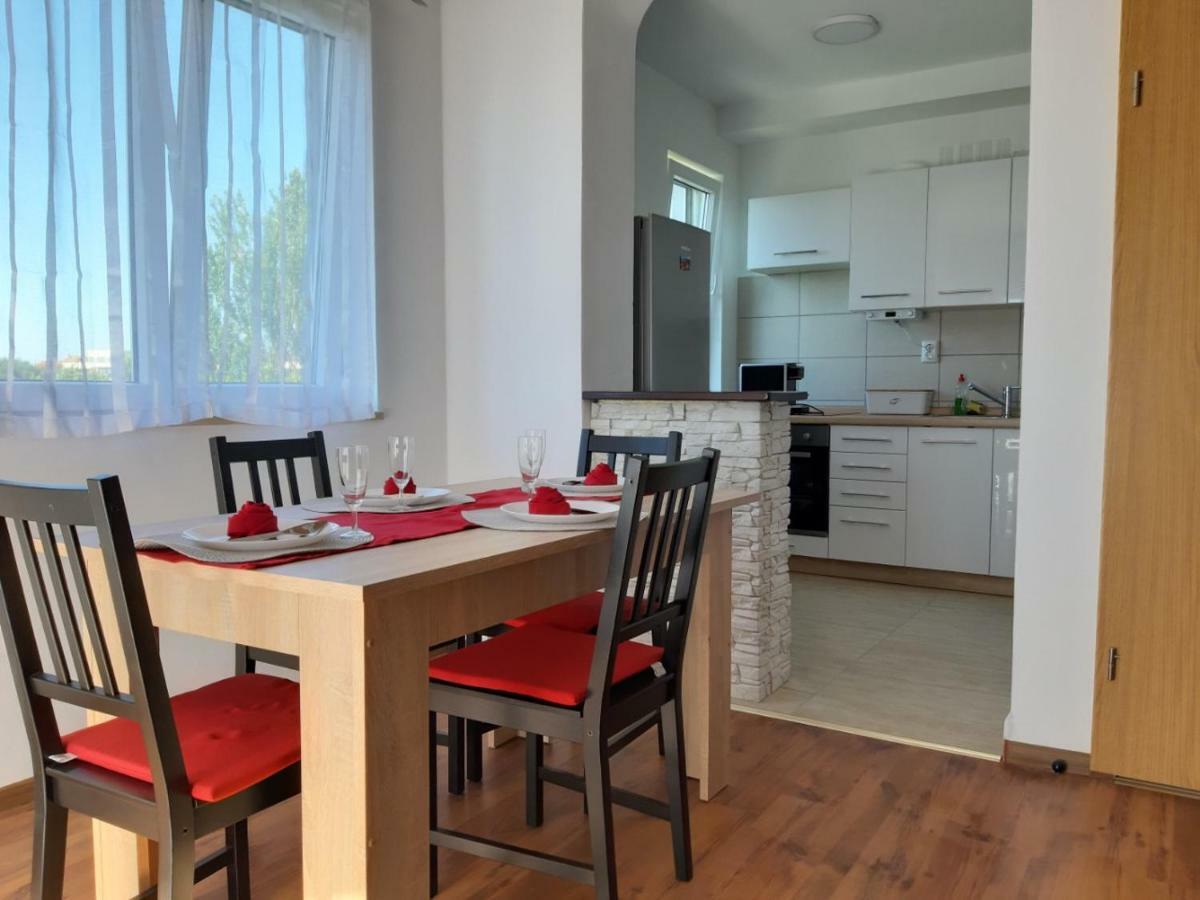 Apartman Igy Vinkuran Exteriör bild
